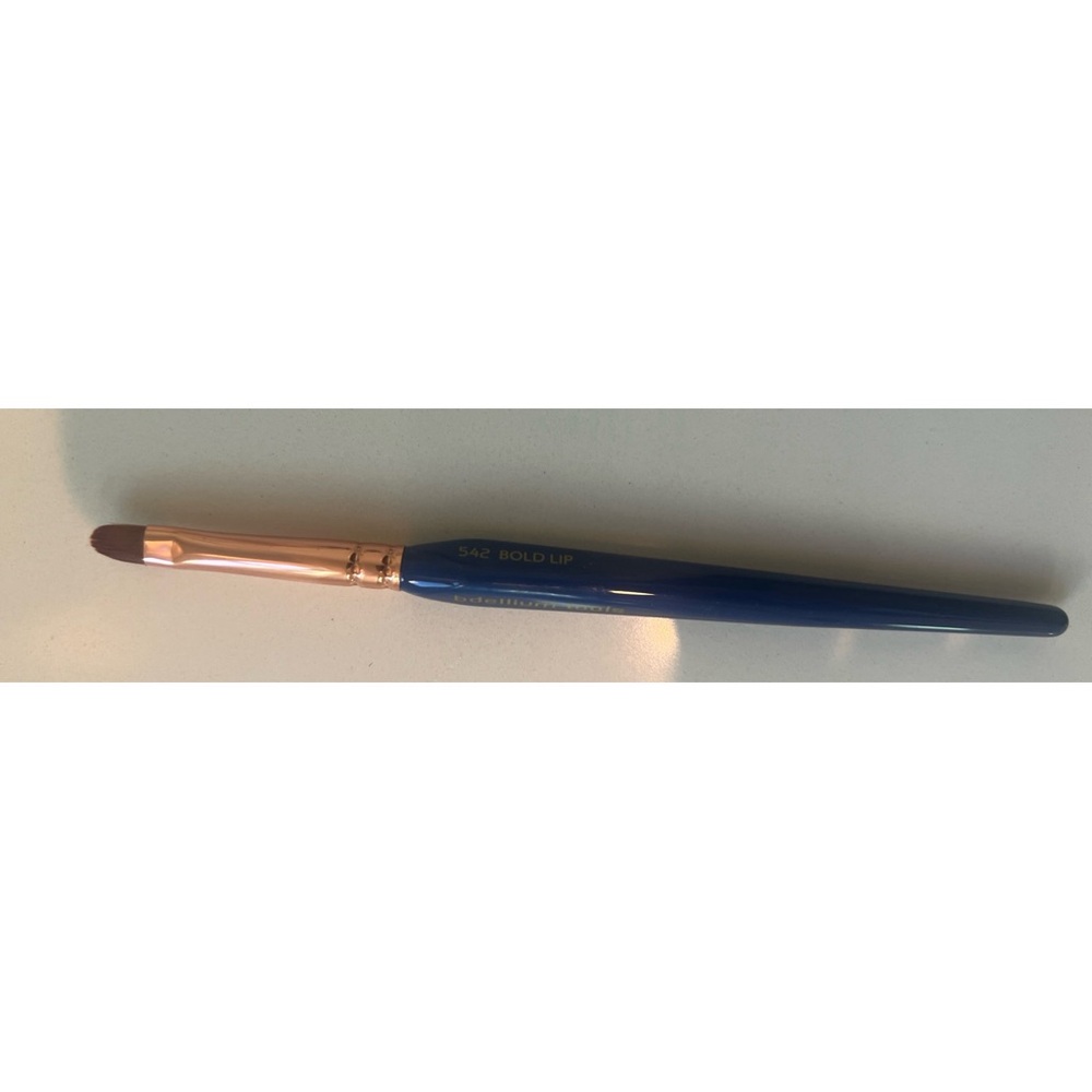 Bdellium Tools in 542 Bold Lip